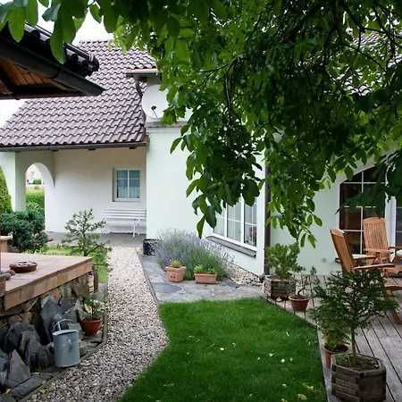 別荘 Holiday House Loštice