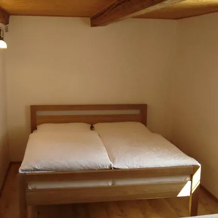 別荘 Holiday House Loštice